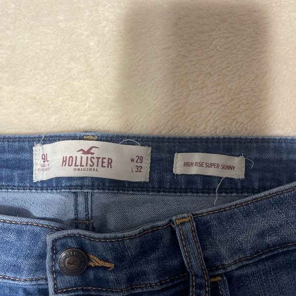 Hollister Women's Distressed Raw Hem High Rise Super Skinny Jeans | 9L - Picture 4 of 5